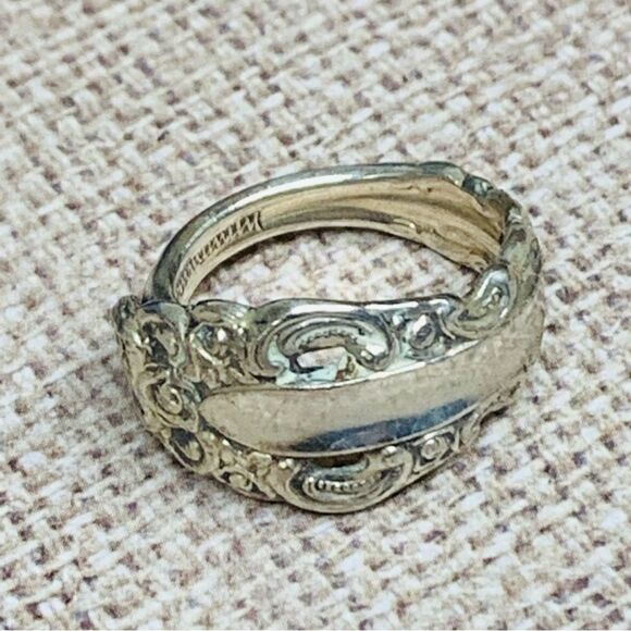 VTG Community Pattern Spoon Ring - Picture 3 of 3